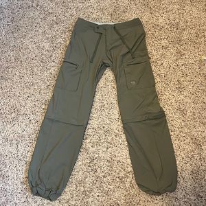 Mountain Hardwear Cargo Pants